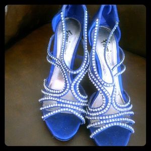 Fioni Prom/Coctail heels size 6 Wide (fits 6.5)